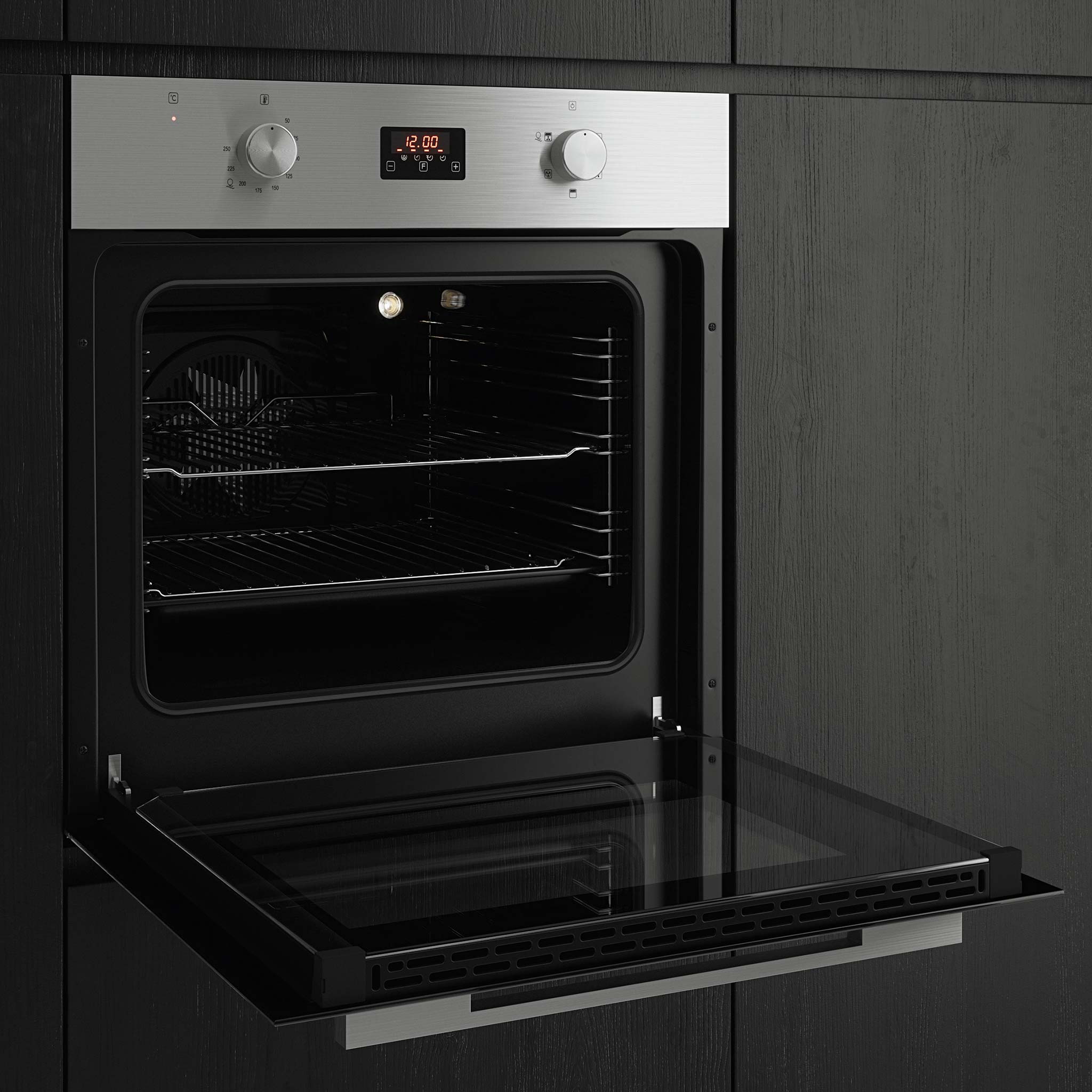 What is the standard single oven capacity?